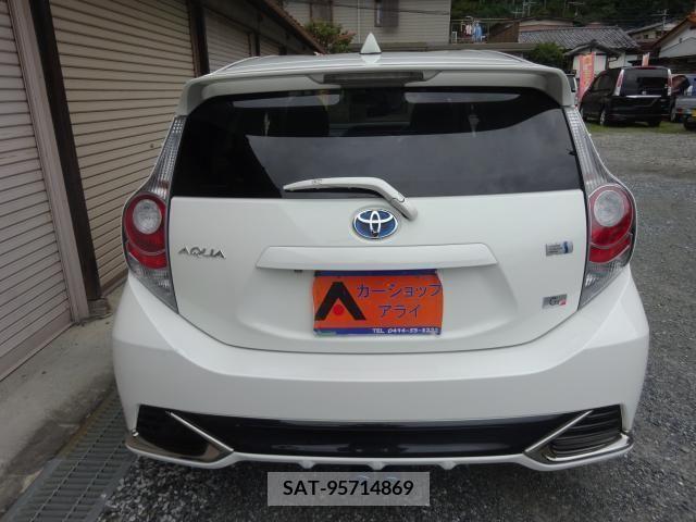 Toyota AQUA 2014-06 204899-2