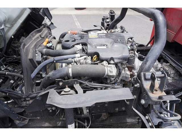 Mazda TITAN 2017-03 4711-12
