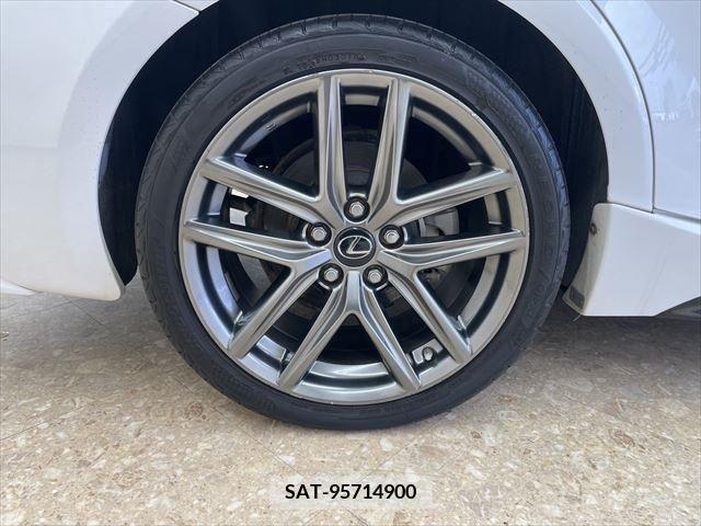 Lexus IS 2013-06 219692-10