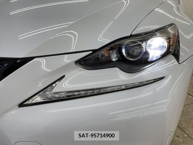 Lexus IS 2013-06 219692-19