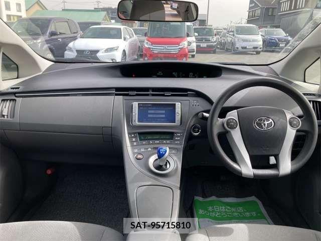 Toyota PRIUS 2009-08 281808-2