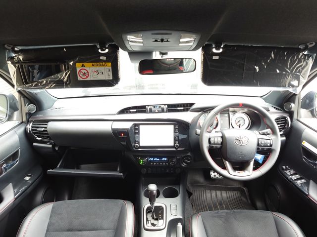 Toyota HILUX 2022-11 24235-25