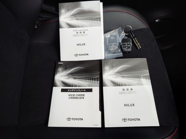 Toyota HILUX 2022-11 24235-18