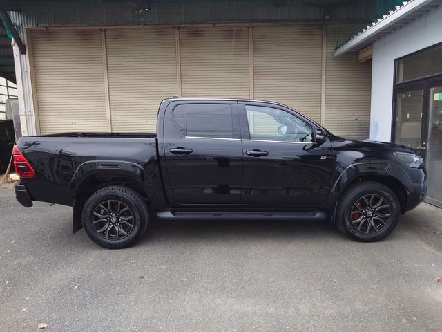 Toyota HILUX 2022-11 24235-16