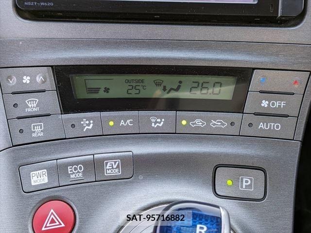 Toyota PRIUS 2012-09 322130-9