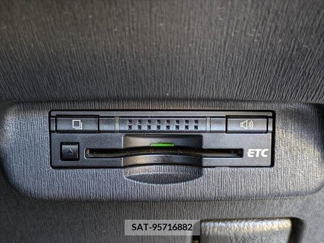 Toyota PRIUS 2012-09 322130-8
