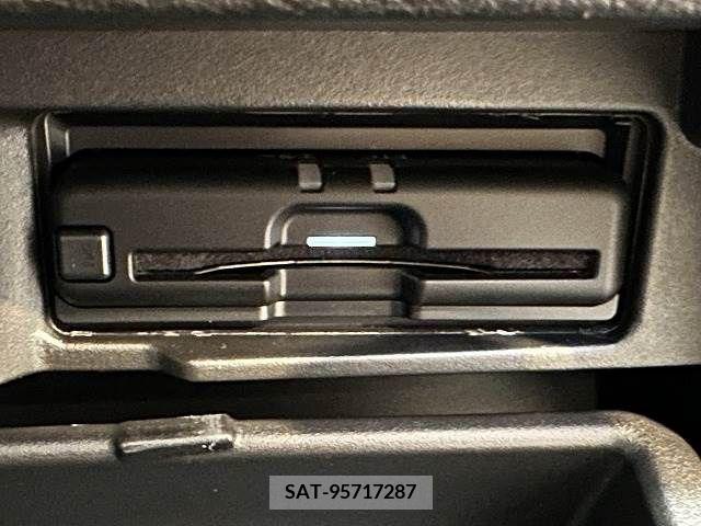Nissan SERENA 2020-07 220744-5