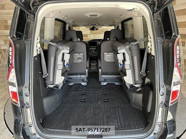Nissan SERENA 2020-07 220744-19