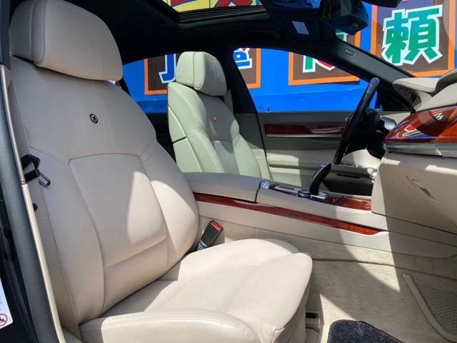Bmw Alpina B7 2011-01 22605-14