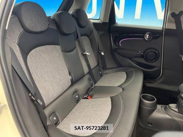 Bmw MINI 2021-07 241240-9