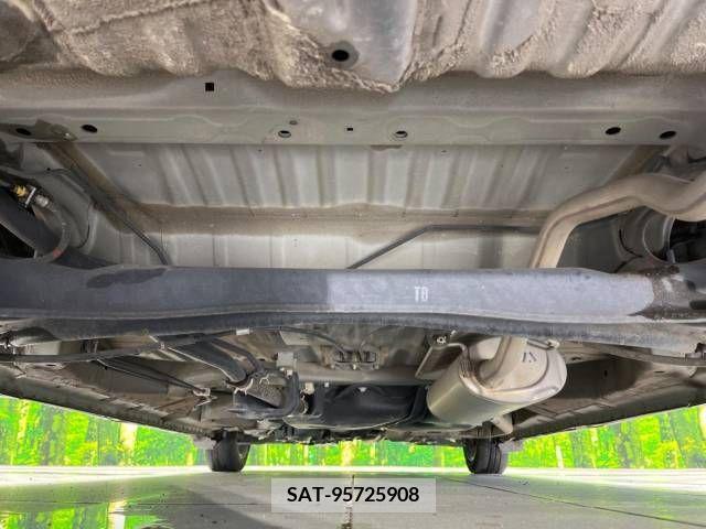 Honda N BOX CUSTOM 2017-10 245384-19