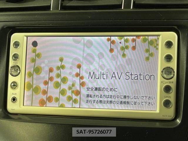 Toyota PRIUS ALPHA 2011-11 283491-1