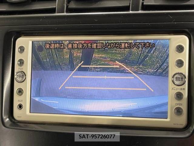 Toyota PRIUS ALPHA 2011-11 283491-2