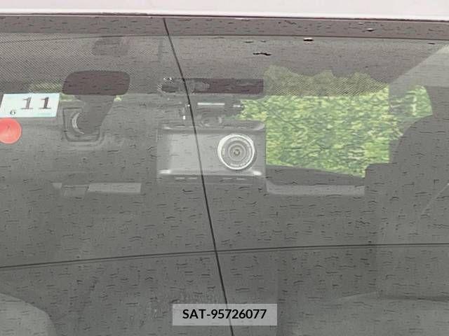 Toyota PRIUS ALPHA 2011-11 283491-4