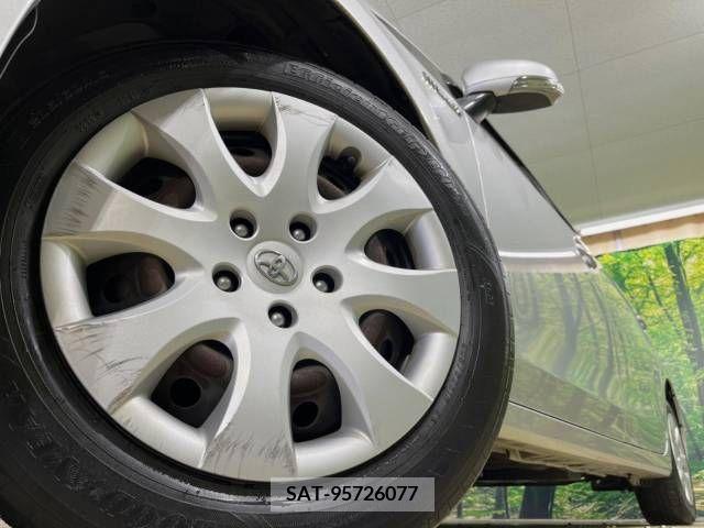 Toyota PRIUS ALPHA 2011-11 283491-12