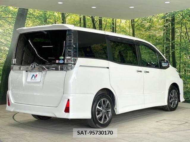 Toyota VOXY 2019-01 336163-17