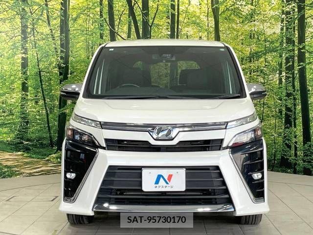 Toyota VOXY 2019-01 336163-14