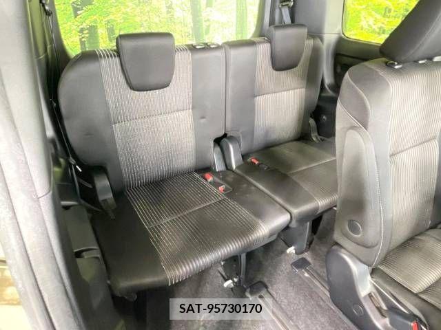 Toyota VOXY 2019-01 336163-10