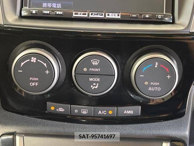 Mazda PREMACY 2013-07 301495-4