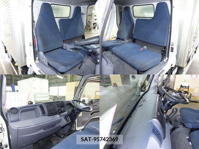 Mitsubishi CANTER 2012-06 263442-11