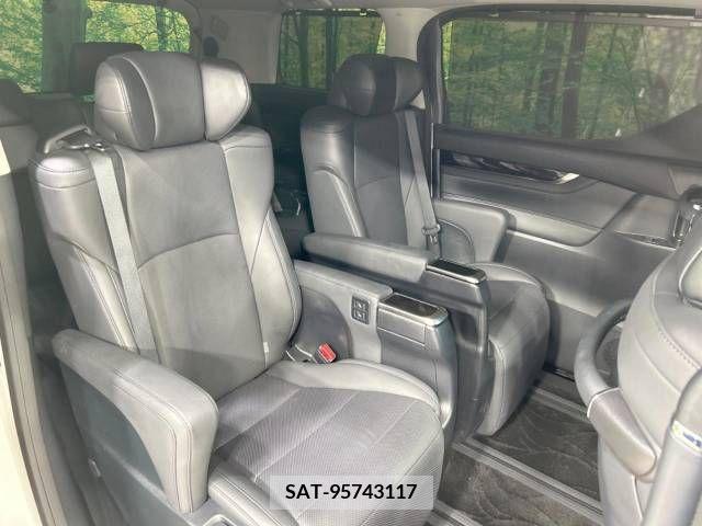 Toyota ALPHARD 2022-04 377209-9