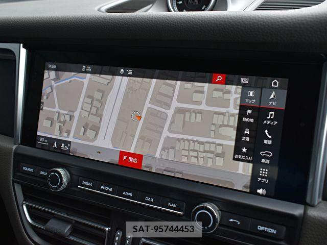 Porsche MACAN 2019-11 320068-7