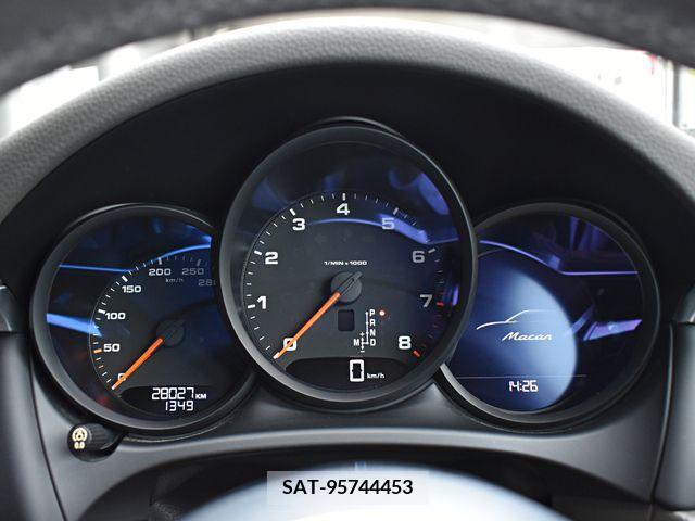 Porsche MACAN 2019-11 320068-6