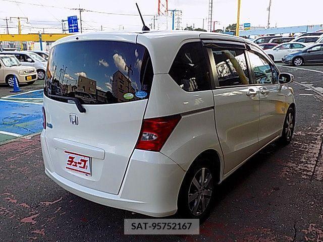 Honda FREED 2010-03 360529-2