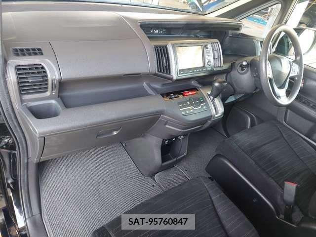 Honda STEP WGN 2011-12 368777-5