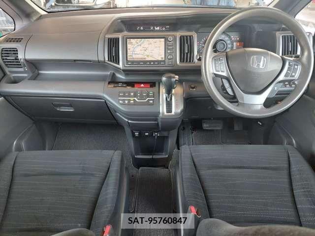 Honda STEP WGN 2011-12 368777-11