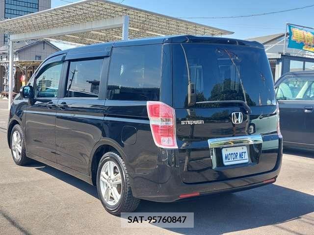 Honda STEP WGN 2011-12 368777-19