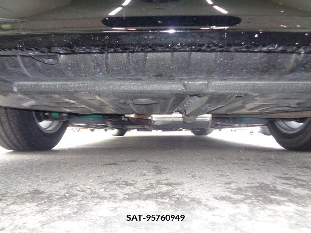 Toyota VOXY 2018-06 220625-10