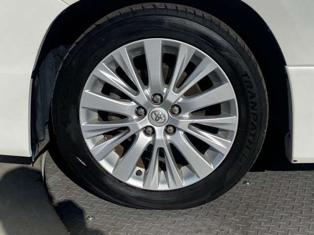 Toyota VELLFIRE 2012-05 18652-15