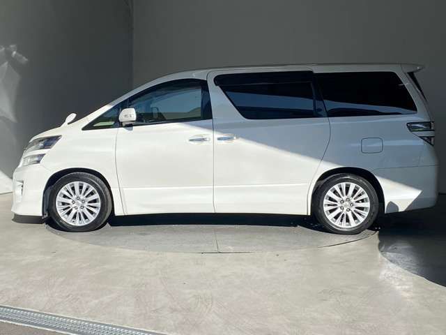 Toyota VELLFIRE 2012-05 18652-13
