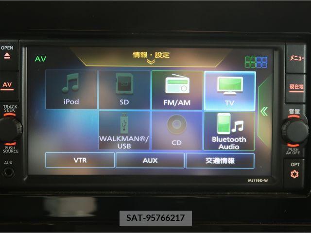 Nissan NOTE 2022-01 219351-14