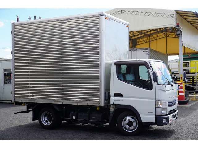 Mitsubishi CANTER 2019-03 24826-5