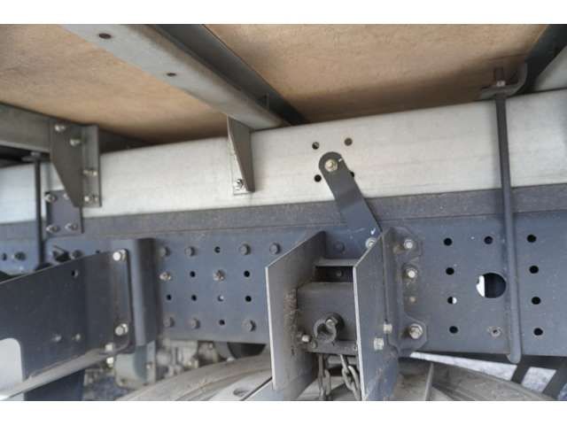 Mitsubishi CANTER 2019-03 24826-10