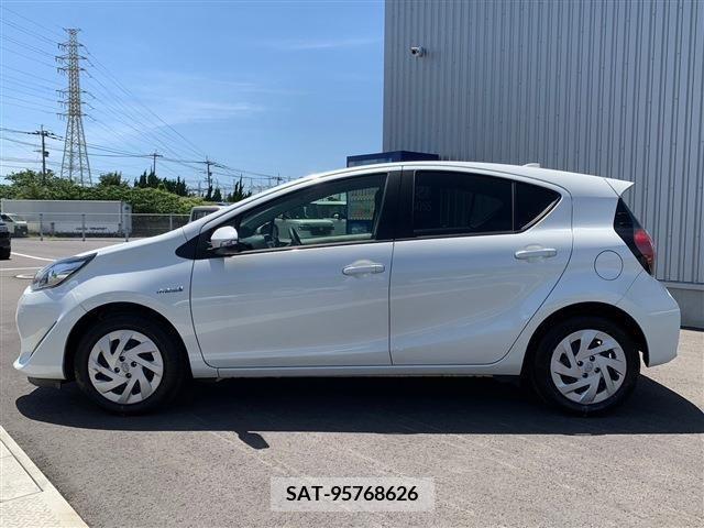 Toyota AQUA 2019-06 292319-4