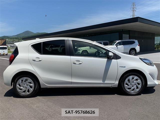 Toyota AQUA 2019-06 292319-8