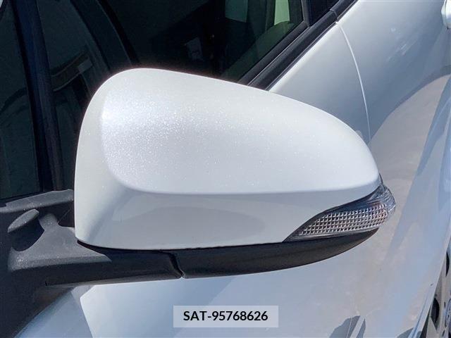 Toyota AQUA 2019-06 292319-10