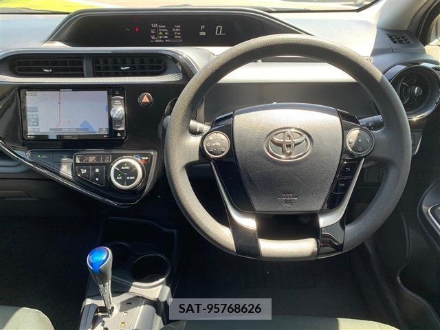 Toyota AQUA 2019-06 292319-18