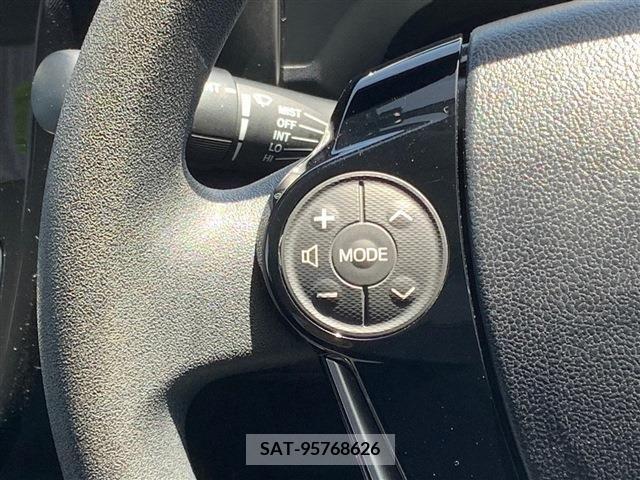Toyota AQUA 2019-06 292319-20