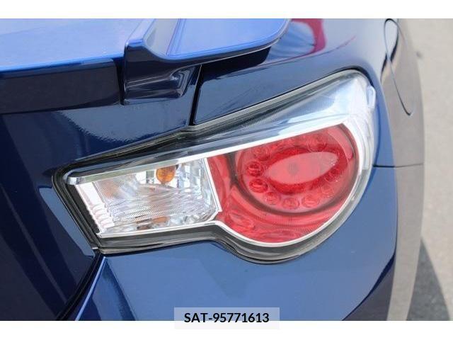 Toyota 86 2013-10 352252-11