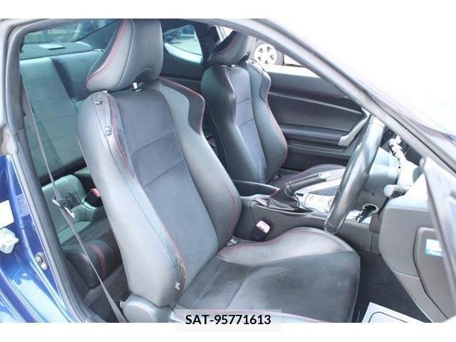 Toyota 86 2013-10 352252-12