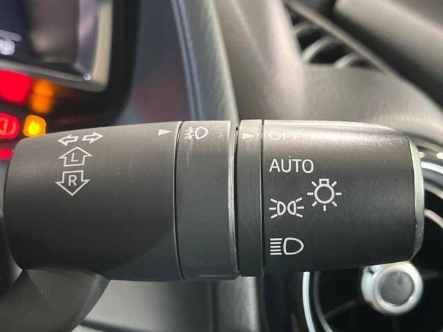 Mazda DEMIO 2019-06 10536-5