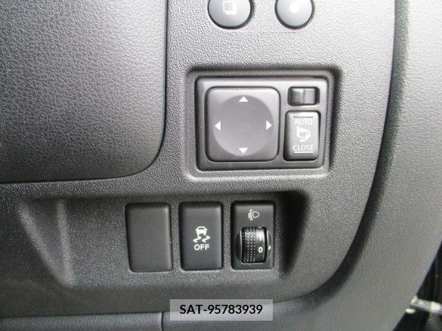Nissan MARCH 2015-09 325737-10