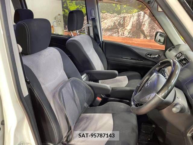 Nissan SERENA 2011-03 324846-3
