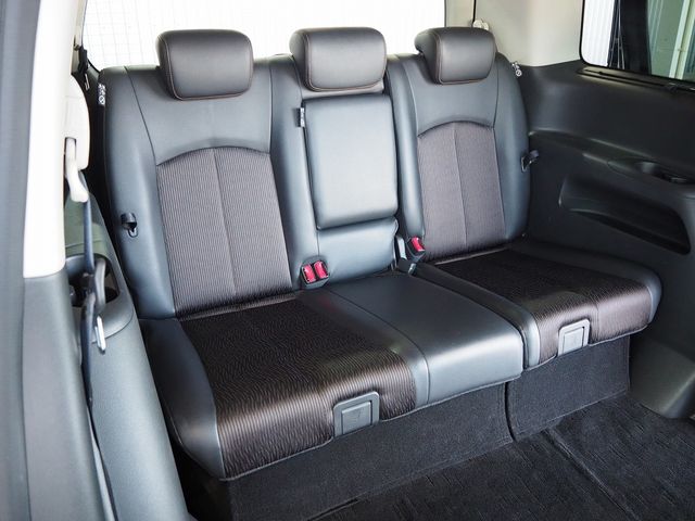 Nissan ELGRAND 2015-09 11547-24