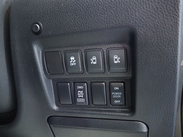 Nissan ELGRAND 2015-09 11547-14