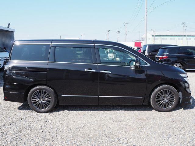 Nissan ELGRAND 2015-09 11547-20